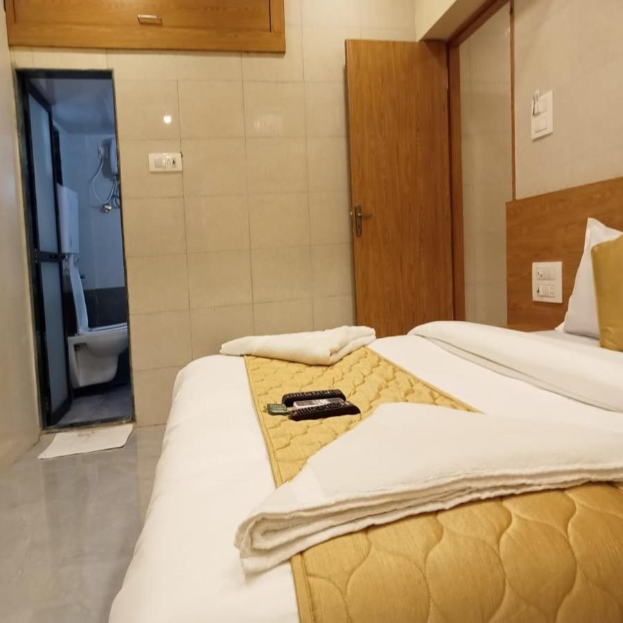 Hotel New Sarah Inn, Andheri West - Mumbai — Photos 2